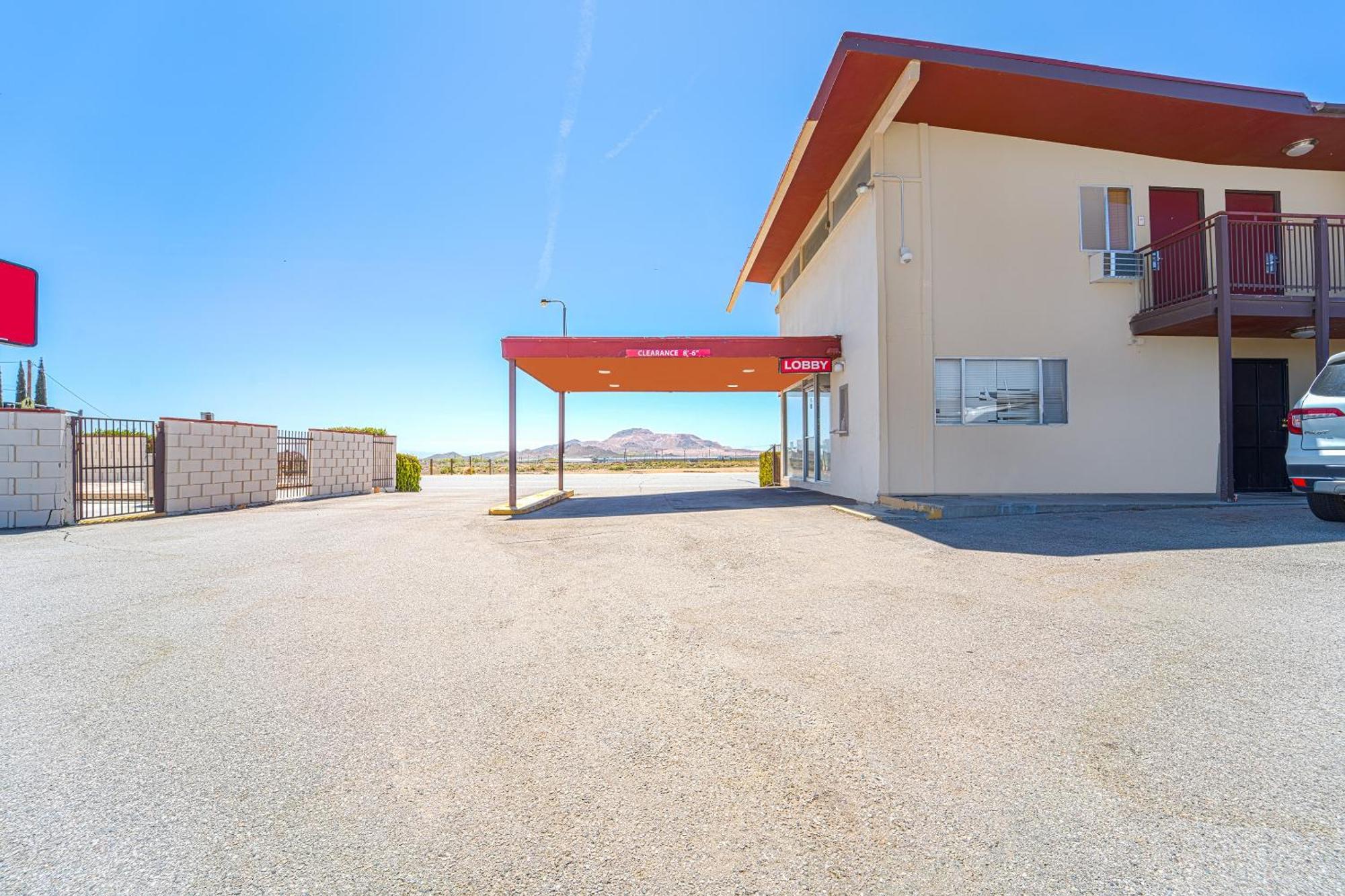 Mojave Hotel 3* Mojave